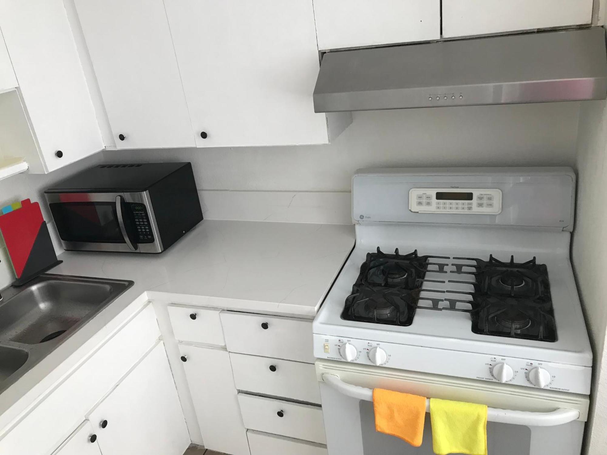 Super 1 Bedroom, Share Bathroom, Kitchen -1 Homestay Las Vegas